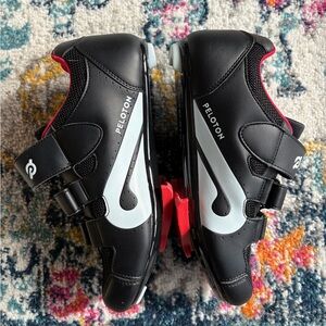 🚫SOLD🚫 Size 40 Peloton Cycling Shoes (women’s 9/men’s 7)